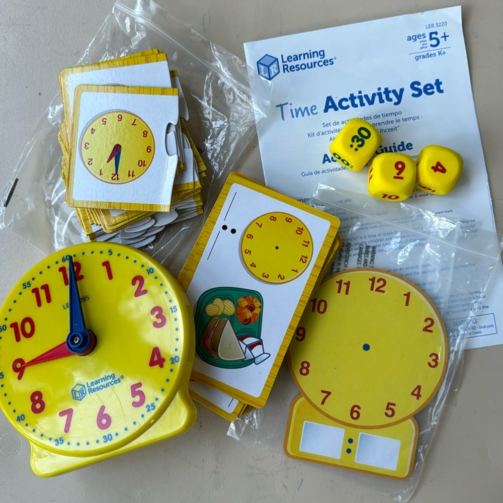 Time Activity Set - toy to learn time telling